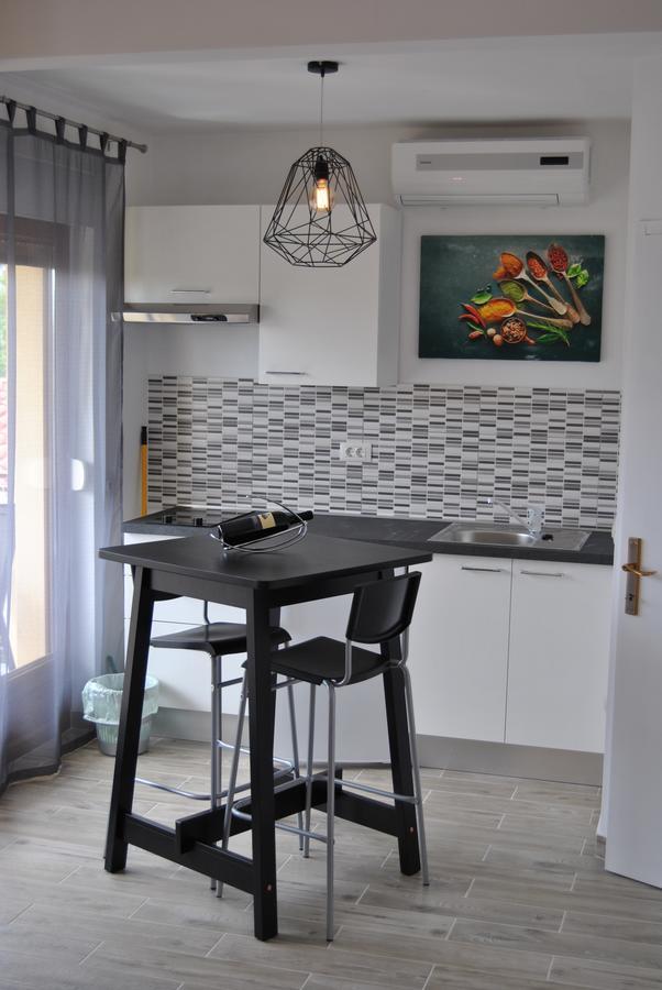 Apartment & Matan