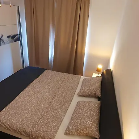 Apartments & Studio Matan Rovinj Exterior photo