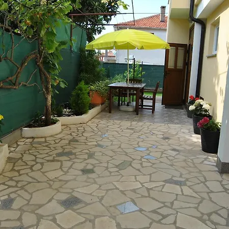 Apartments & Studio Matan Rovinj Exterior photo
