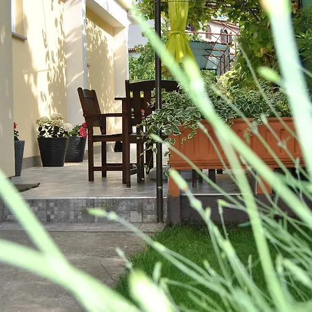 Apartments & Studio Matan Rovinj Exterior photo