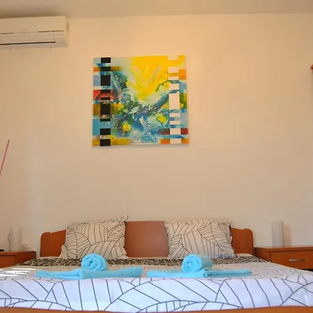 Apartments & Studio Matan Rovinj Exterior photo