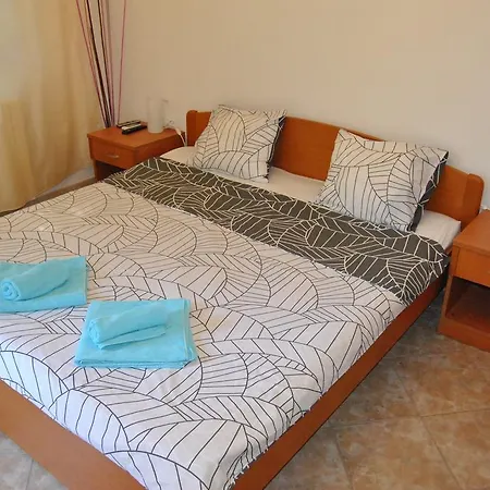 Apartments & Studio Matan Rovinj Exterior photo