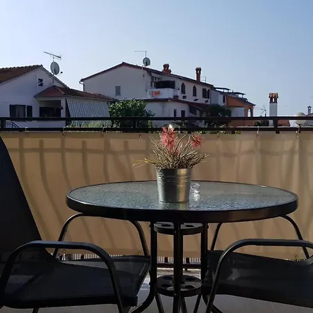 Apartments & Studio Matan Rovinj Exterior photo